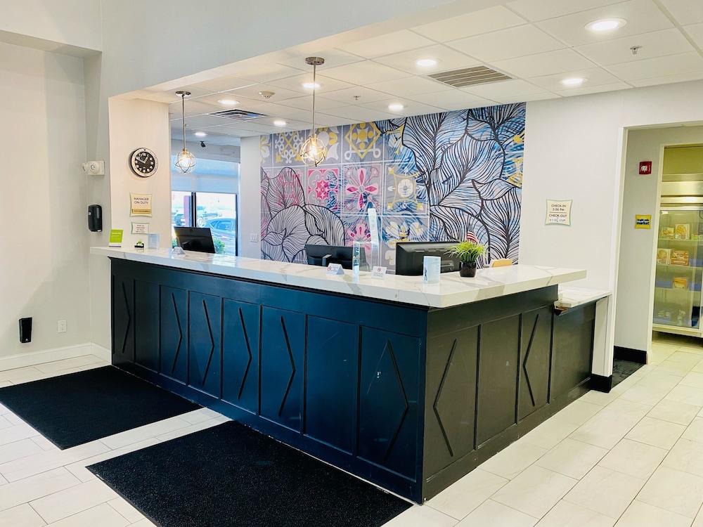 La Quinta By Wyndham Mt. Laurel - Philadelphia Hotel Mount Laurel Luaran gambar