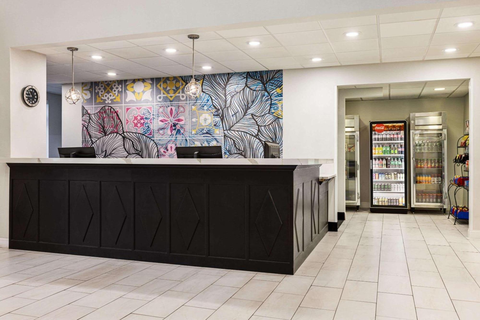 La Quinta By Wyndham Mt. Laurel - Philadelphia Hotel Mount Laurel Luaran gambar