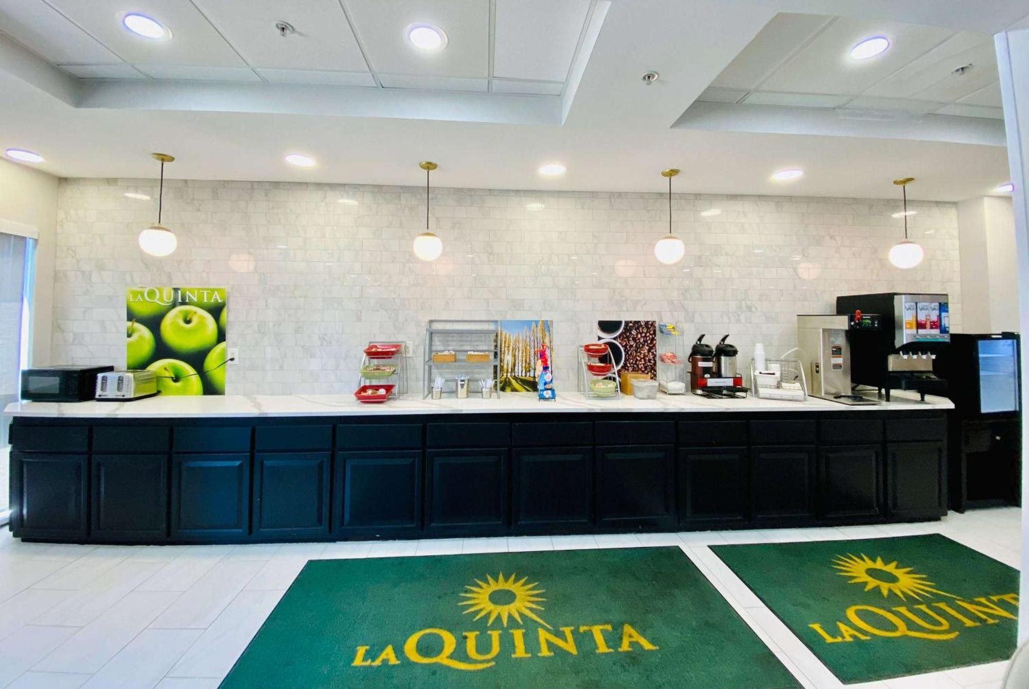 La Quinta By Wyndham Mt. Laurel - Philadelphia Hotel Mount Laurel Luaran gambar